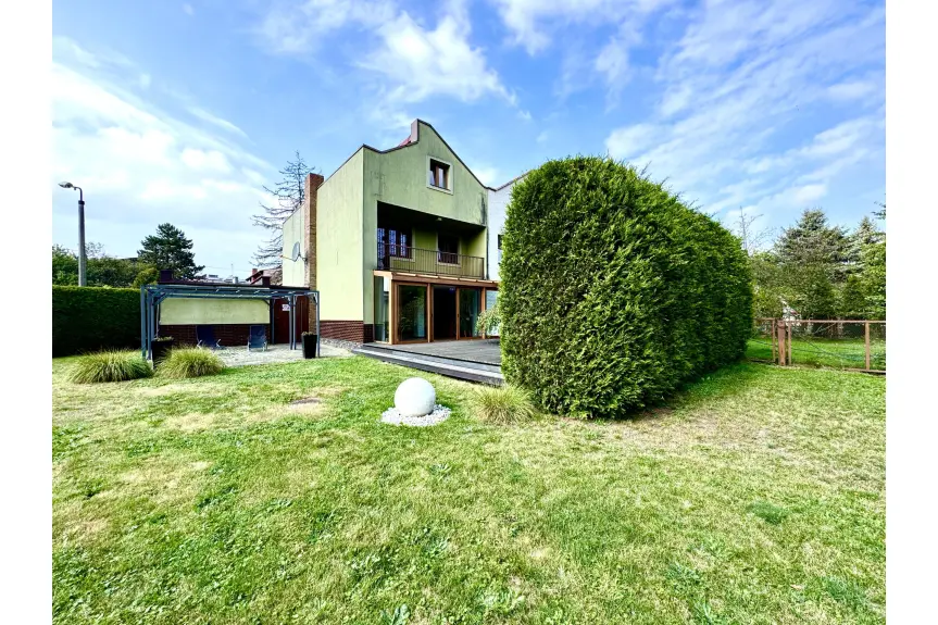 Katowice, Panewniki, Krucza, Rezerwacja