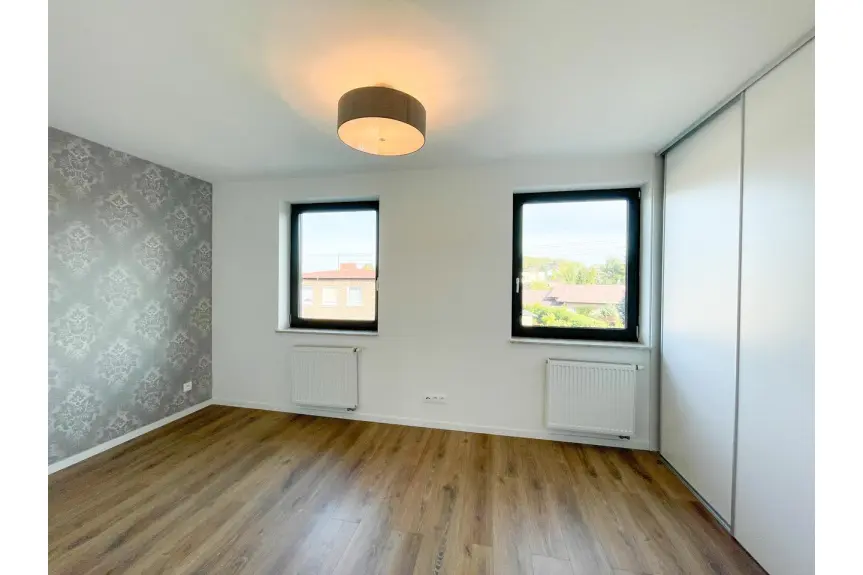 mikołowski, Mikołów, Kamionka, Jagodowa, 2 ŁAZIENKI, 2 MIEJSCA PARKINGOWE, MOŻLIWE MEBLE