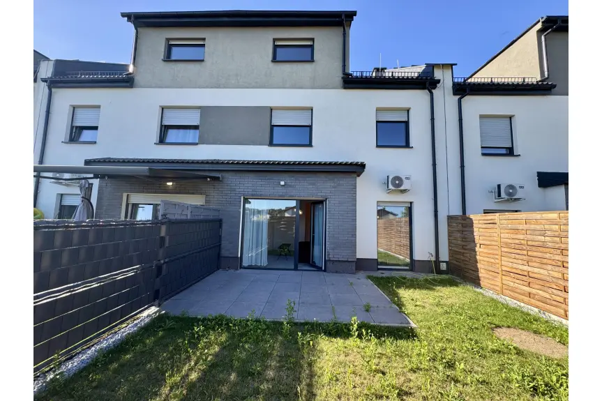 Katowice, Zarzecze, Sielawy, Wykonczony pod klucz NOWY